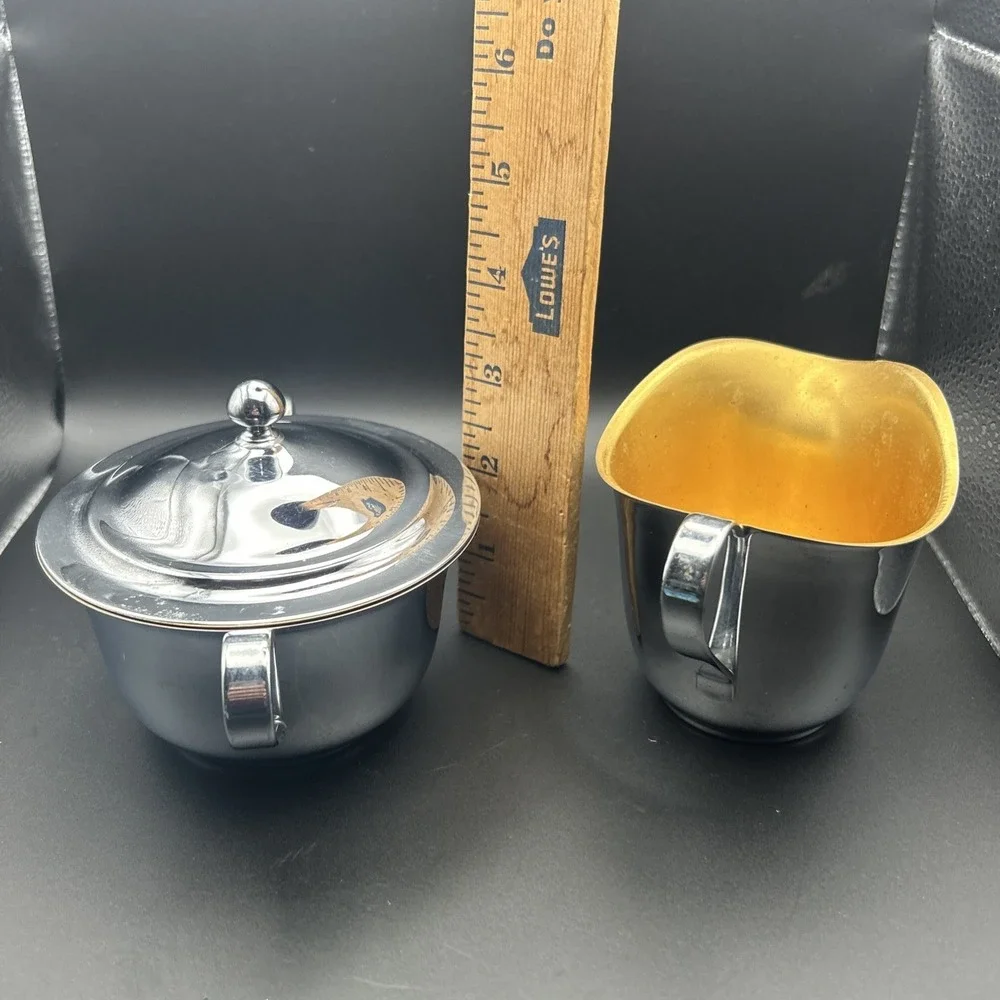 Vintage Universal USA Silverplate Creamer Sugar Bowl Set w Lid Cottage